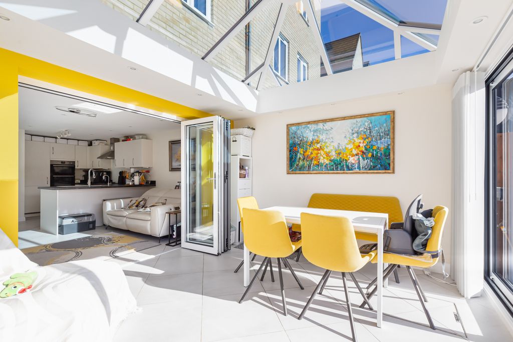 Property photo 3 of 28 3876793