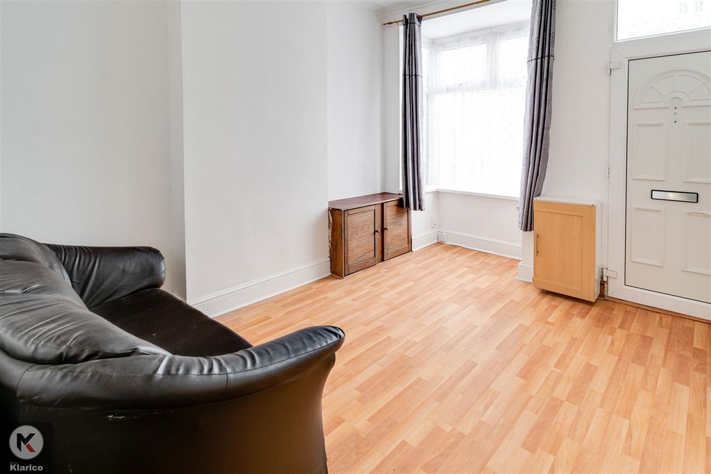 Property photo 1 of 10 Knowle (1 Of 10).Jpg