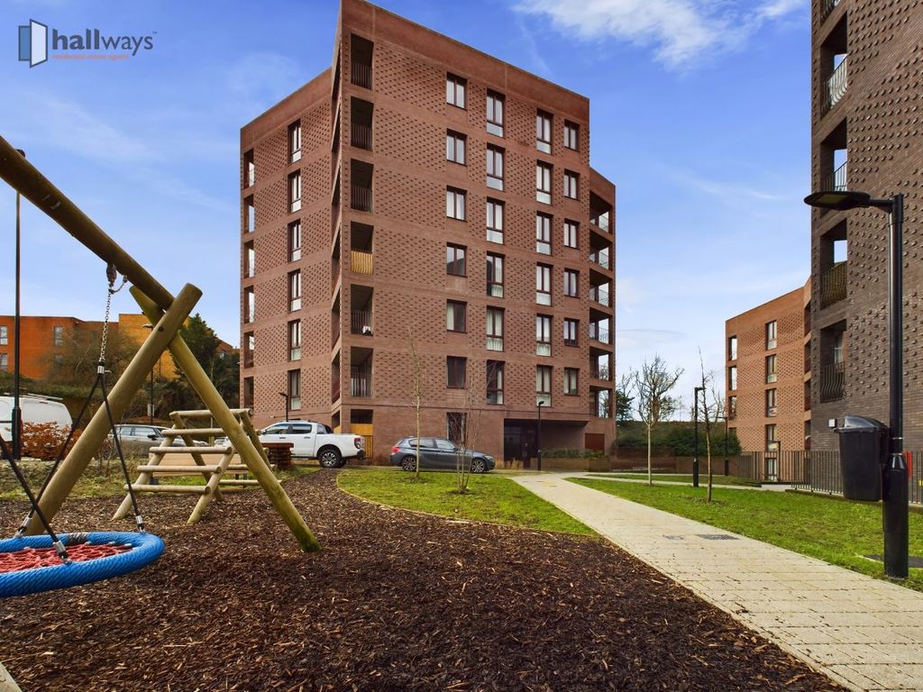 Property photo 3 of 9