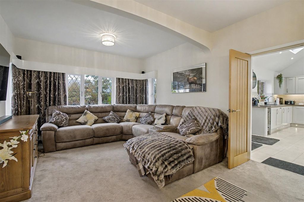 Property photo 2 of 55 Sitting Room