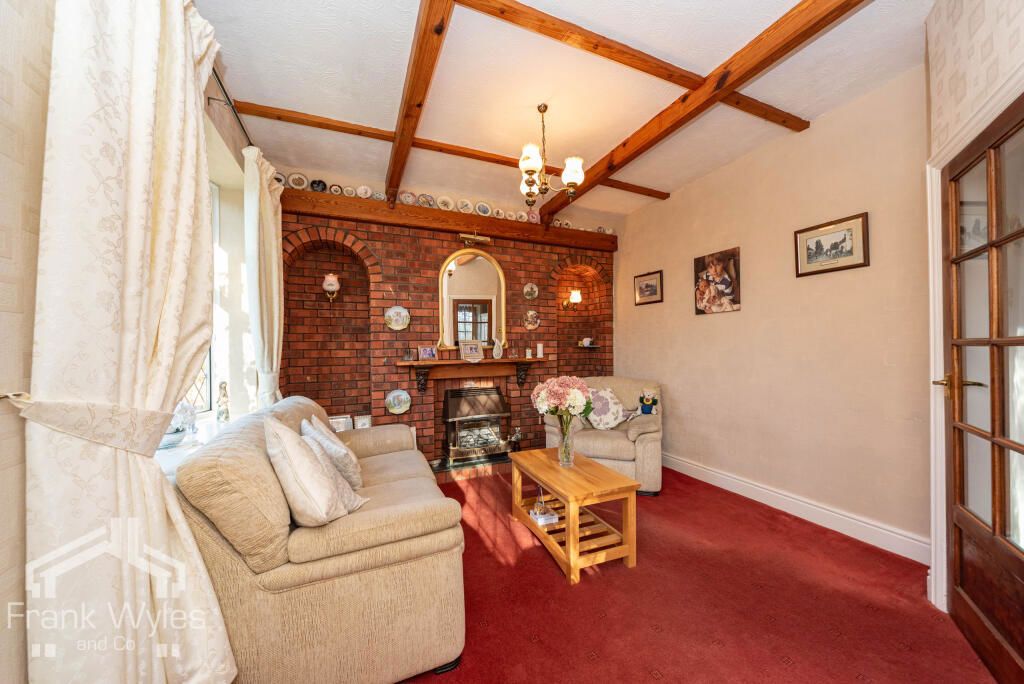 Property photo 3 of 13