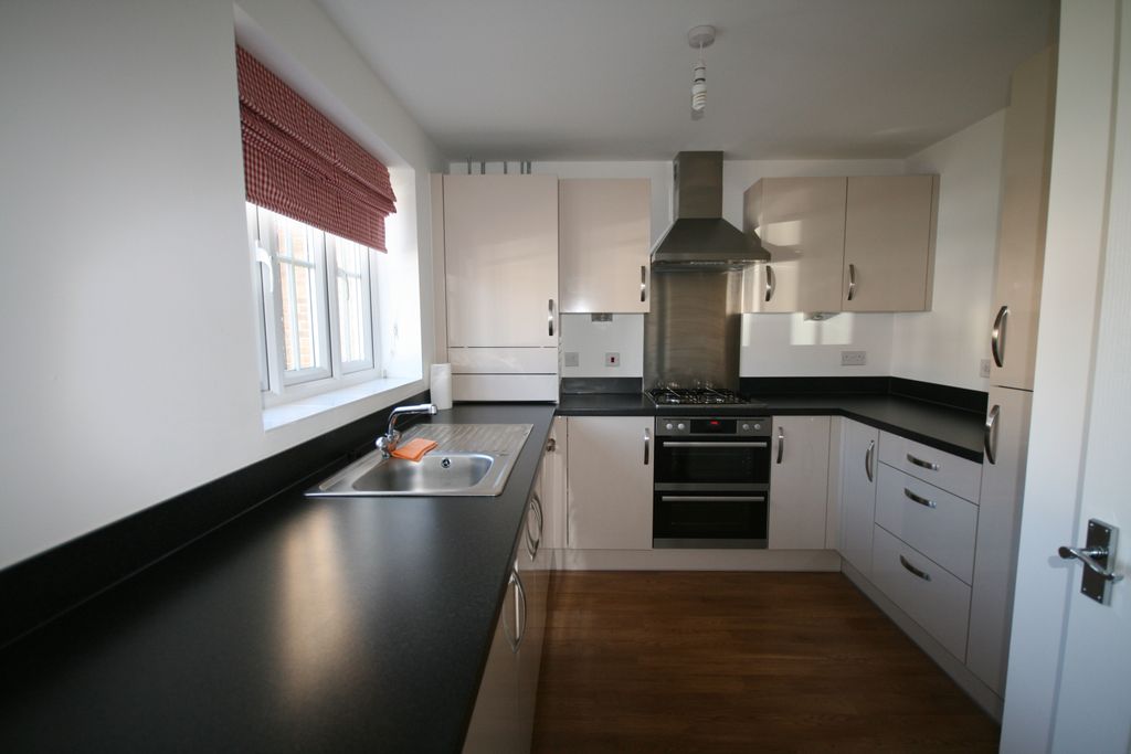 Property photo 3 of 13 Gallery