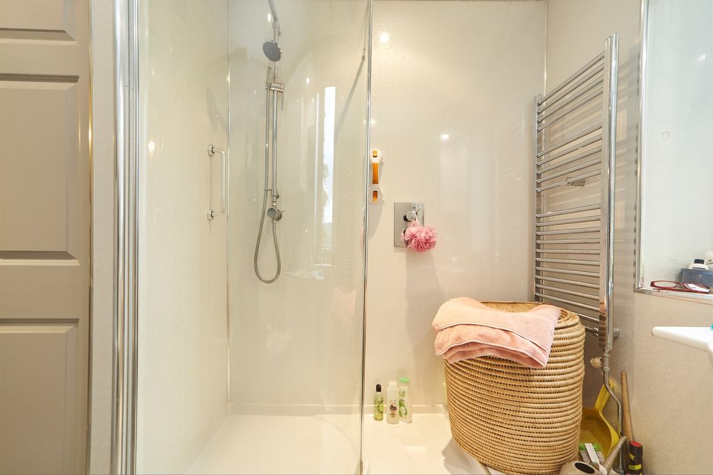 Additional image 11 of 2 bed flat for saleShann Lane, Keighley BD20