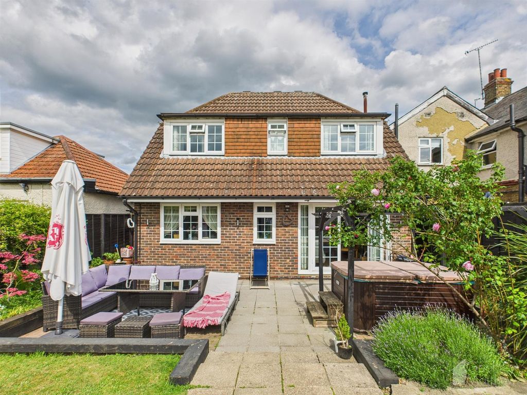 Property photo 1 of 19
