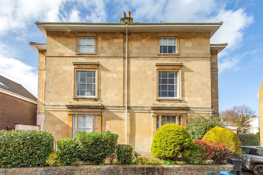 Property photo 1 of 13 Picture No. 22