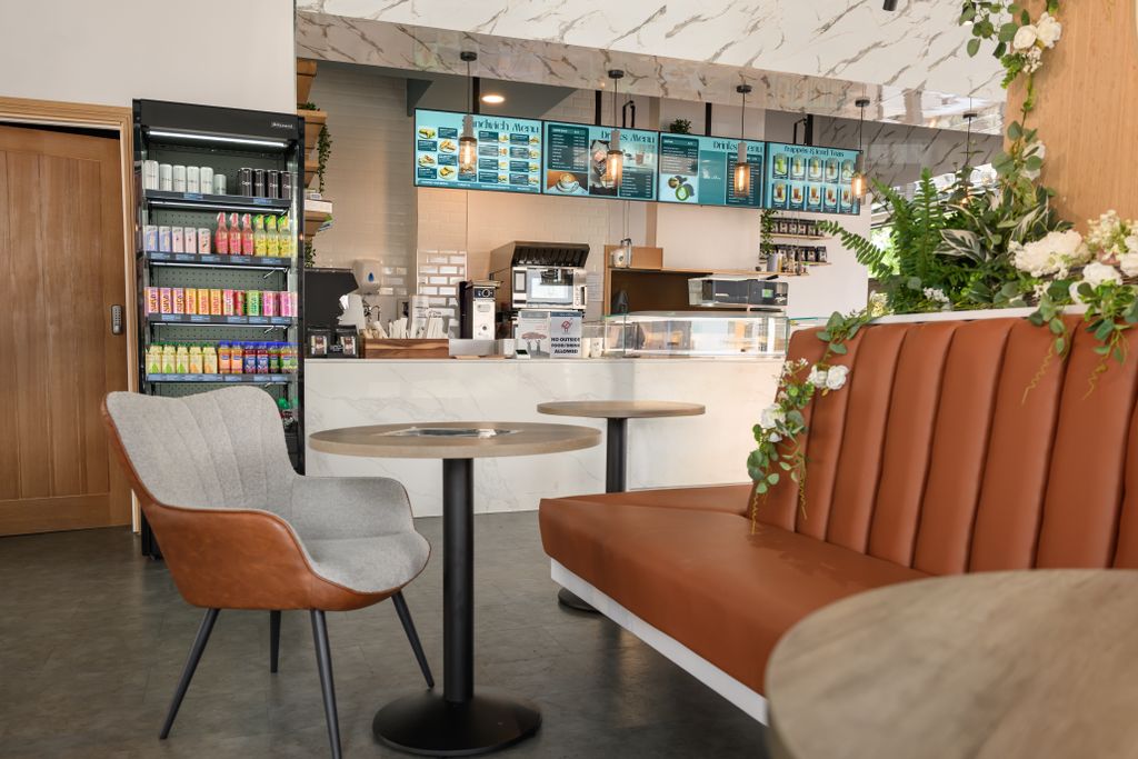 Property photo 1 of 12