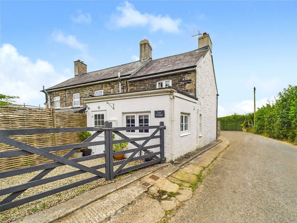 Property photo 2 of 15 Picture No. 27