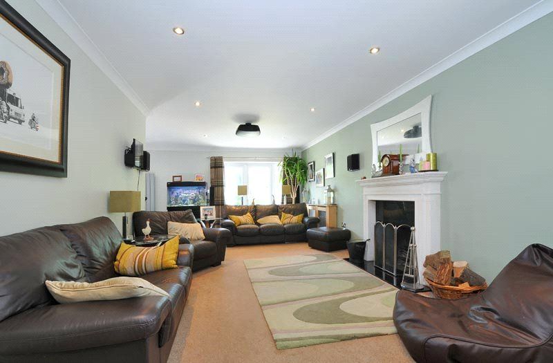 Property photo 3 of 8 Living Room