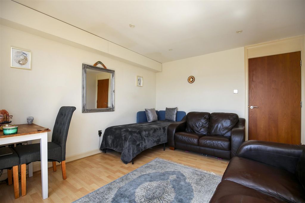 Property photo 3 of 9 Img_7812.Jpg