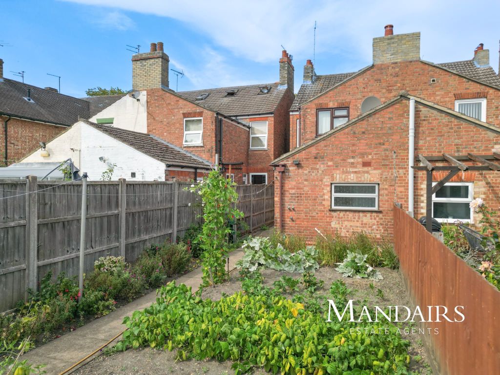 Property photo 3 of 25