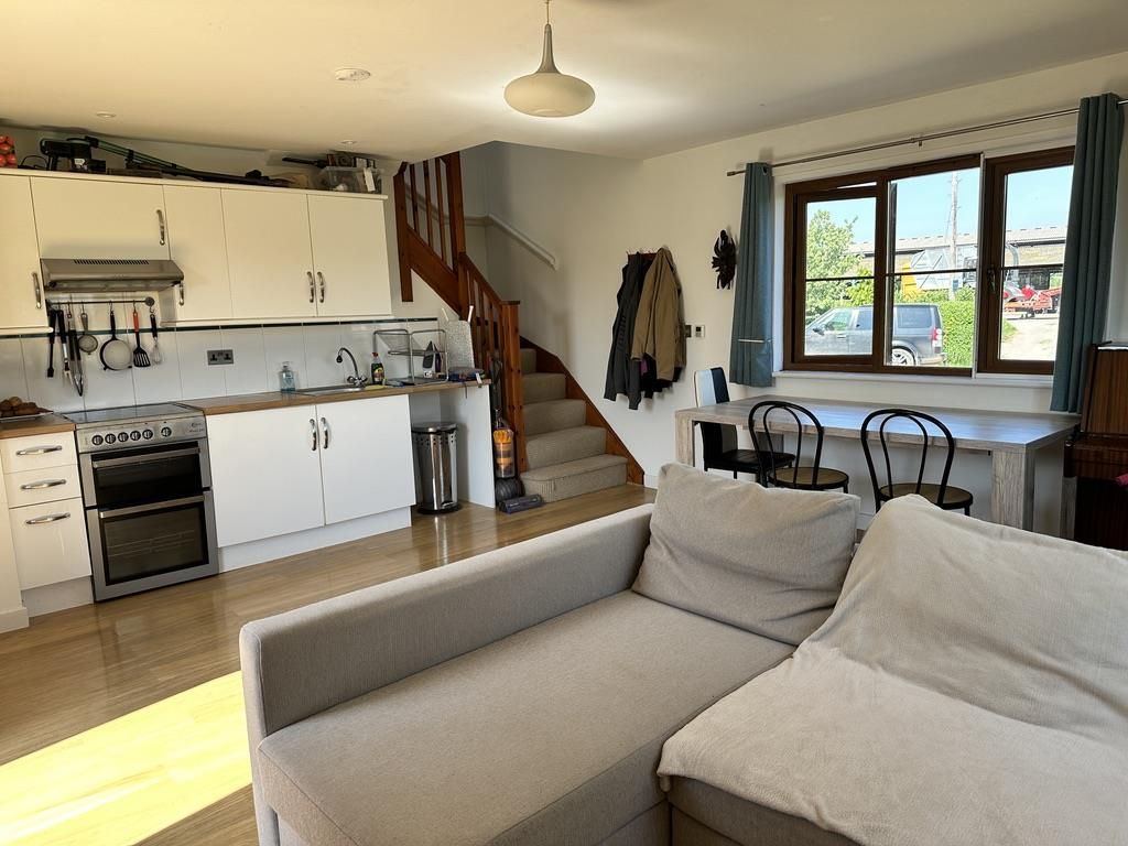 Property photo 3 of 22 18Ceb053-69A6-4191-Accf-C437882513B5_1_105_c.Jpeg