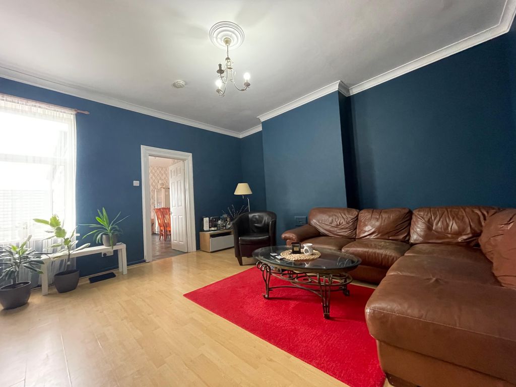 Property photo 2 of 12 Living Room