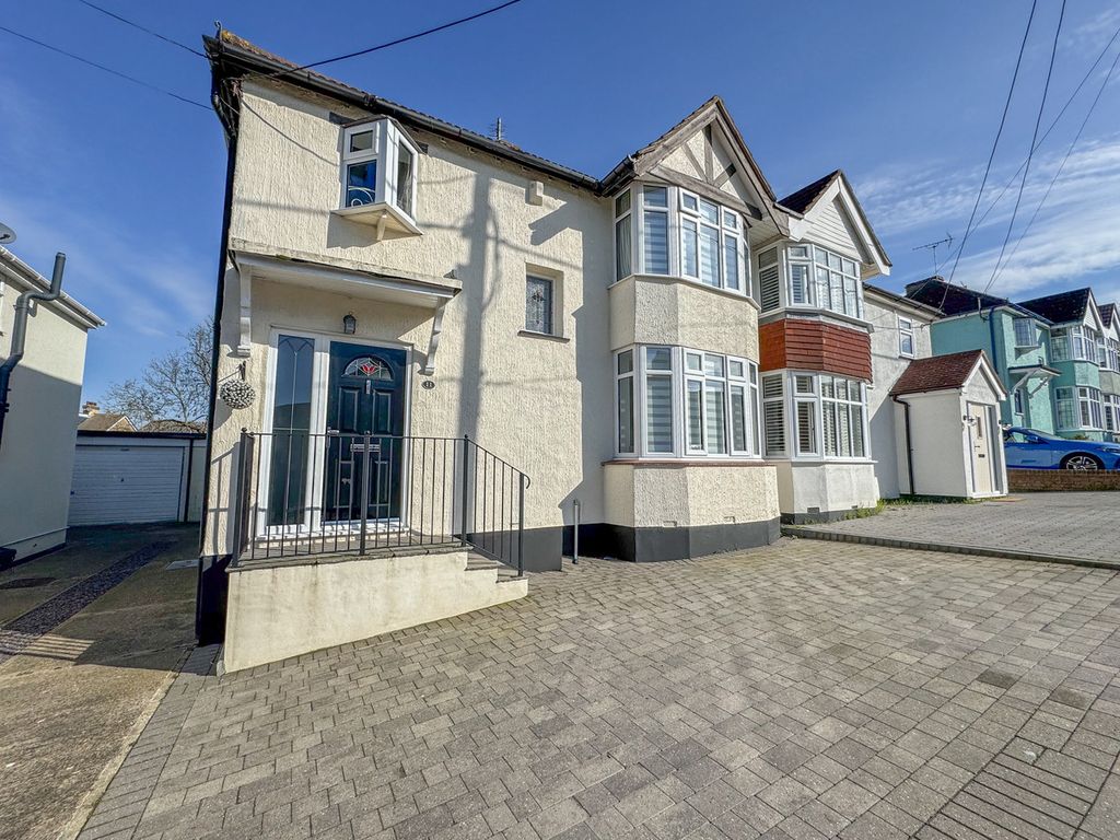 Property photo 1 of 29