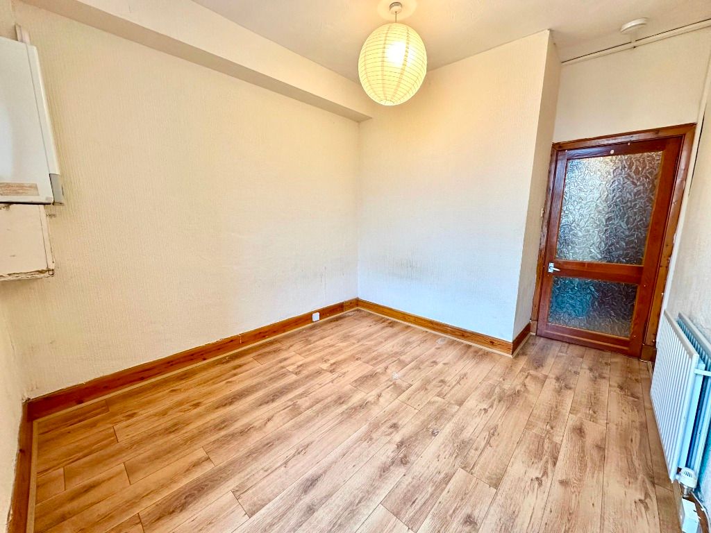 Property photo 2 of 9 Photo 2