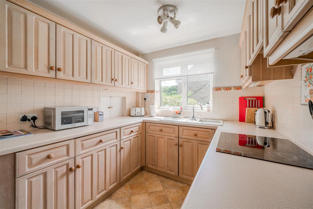 Property photo 3 of 25 Kitchen-2.Jpg