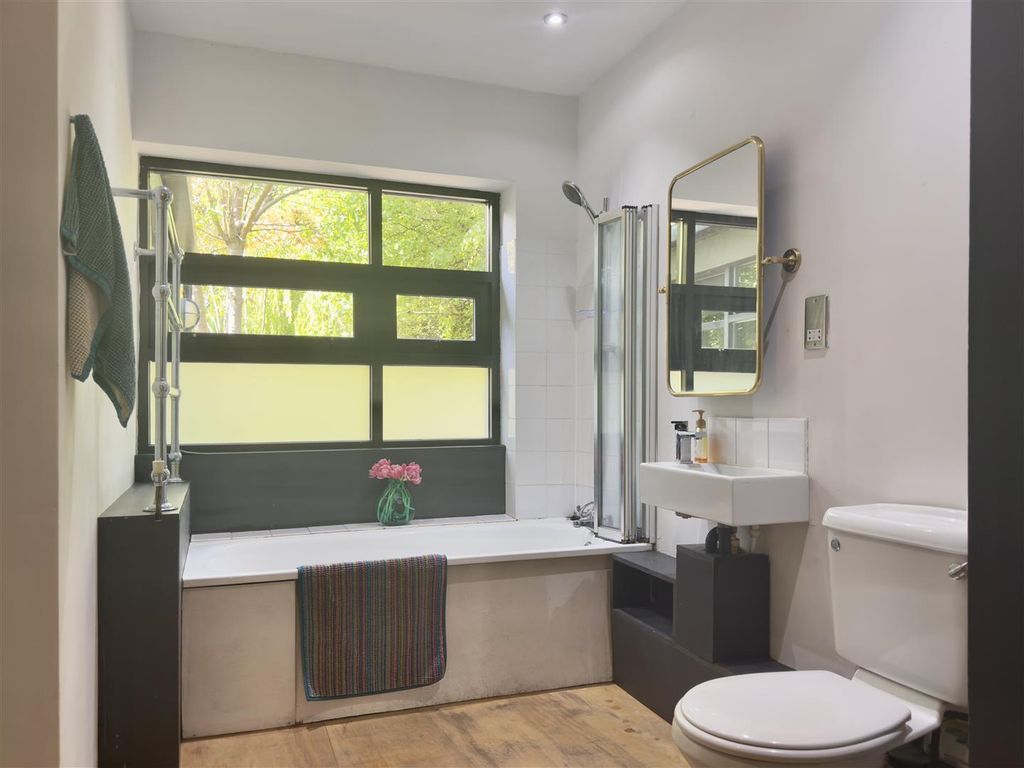 Additional image 14 of 5 bed semi-detached house for saleVictoria Road, Penarth CF64