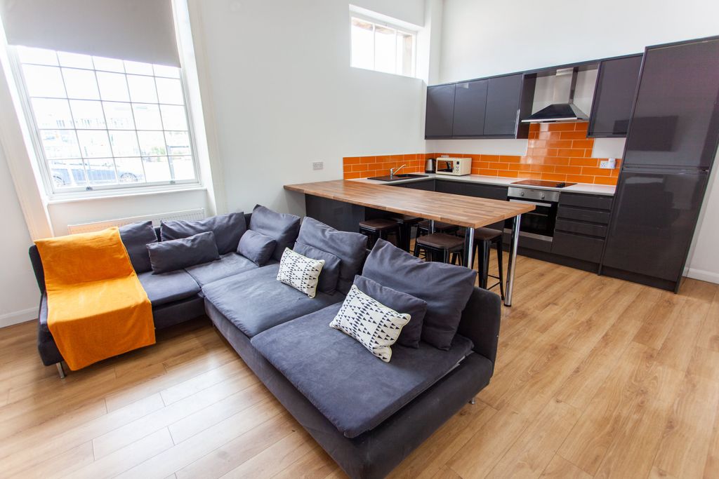 Property photo 1 of 10 Img_7184