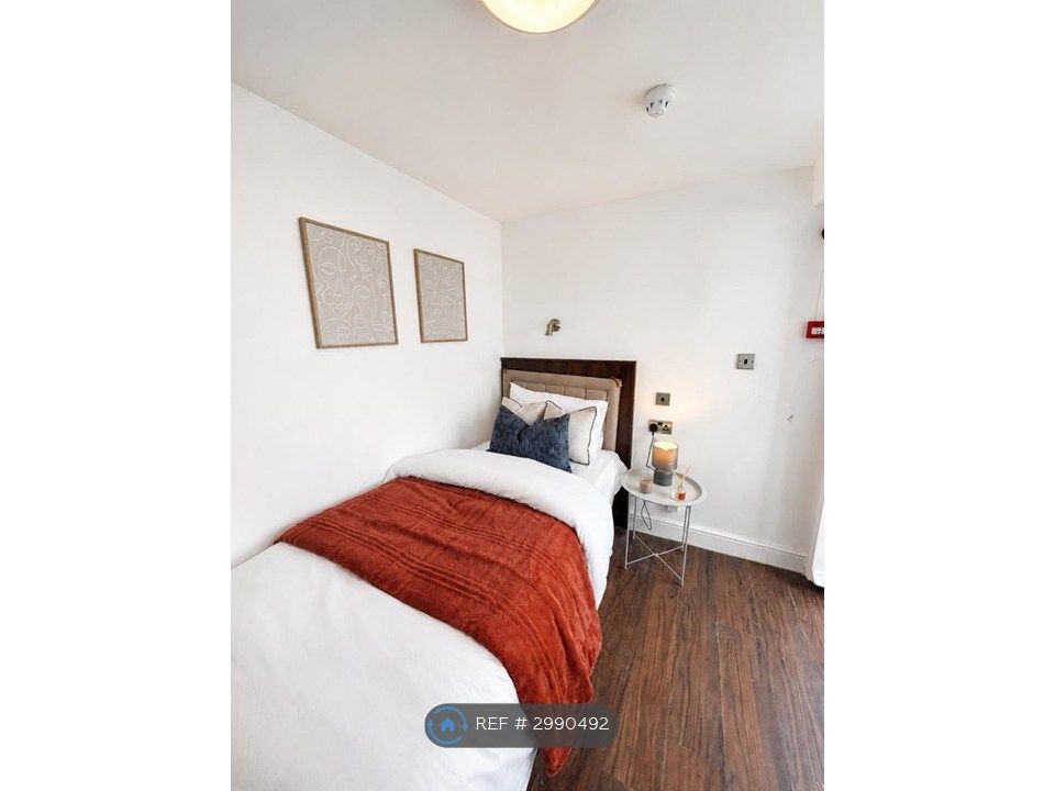 Property photo 3 of 3