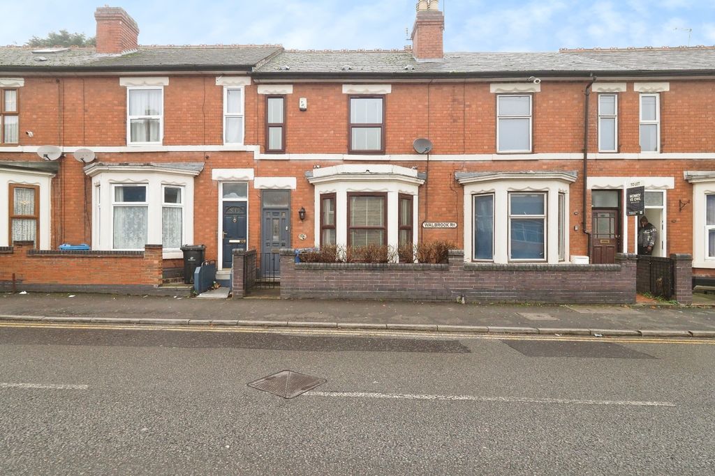 Property photo 1 of 17 Front