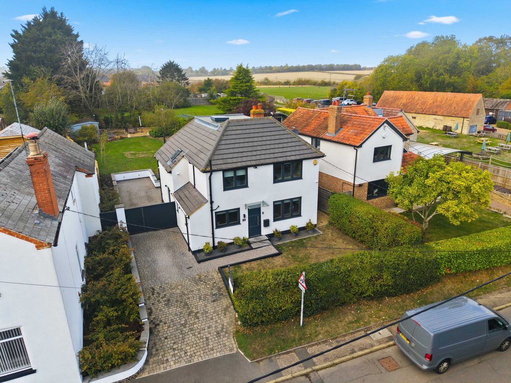Property photo 1 of 50