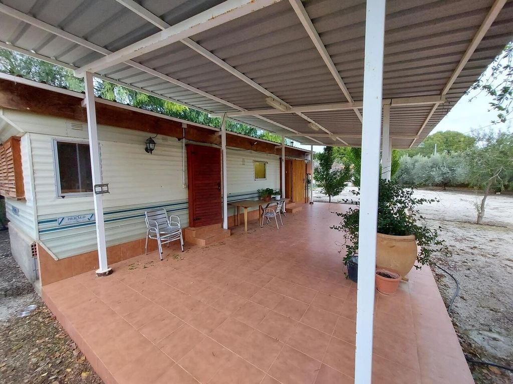 Property photo 2 of 22