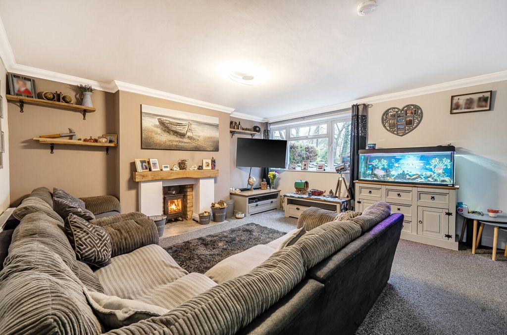 Property photo 3 of 24 1409155-21-6984Bf...