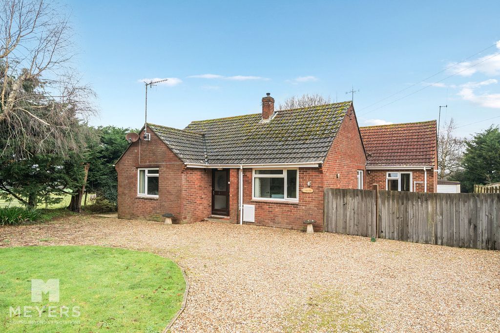 Property photo 2 of 36