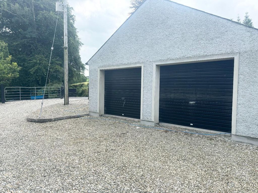 Property photo 2 of 41 Double Garage