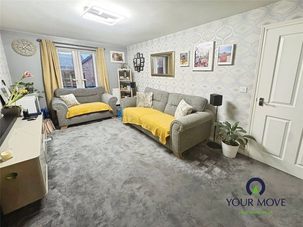 Property photo 2 of 19 Lounge No. 02