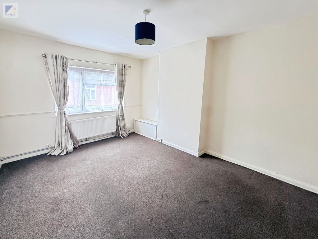 Property photo 2 of 7 Gallery