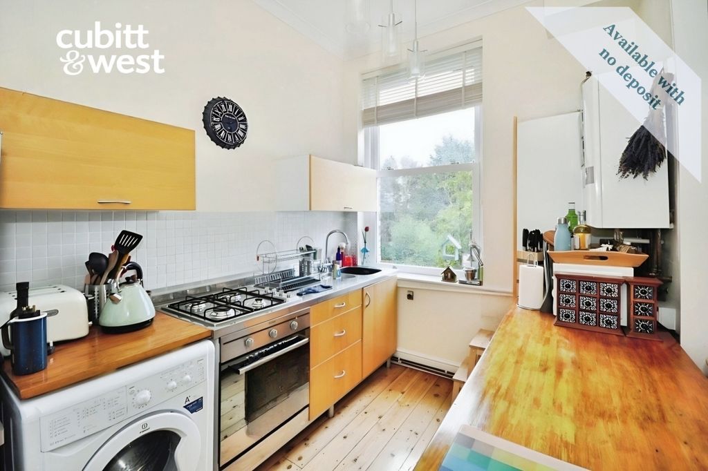 Property photo 2 of 9 0Aecd2Aa-4