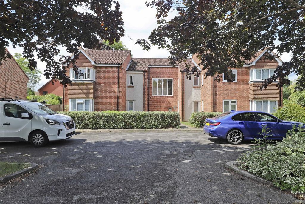 Property photo 1 of 10
