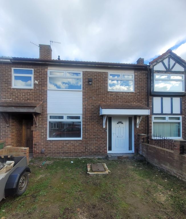 Property photo 1 of 11