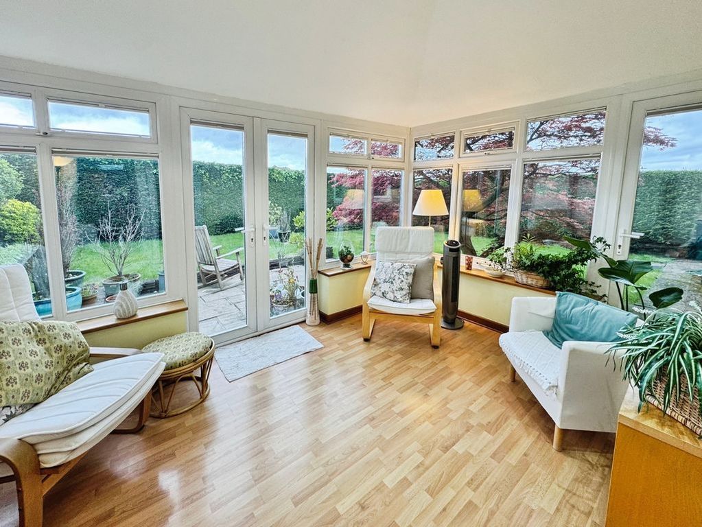 Property photo 3 of 15 Photo 6