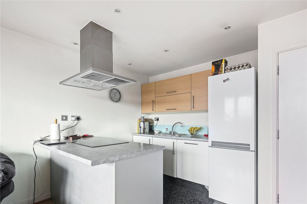 Property photo 2 of 7 Kitchen View 2.