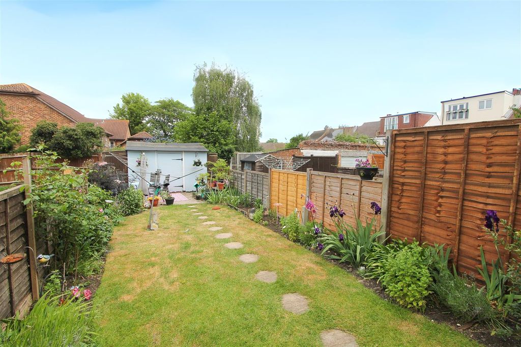 Property photo 2 of 15 0723Dd3F-Dbae-405c-B217-312F19Afbe7c.Jpg