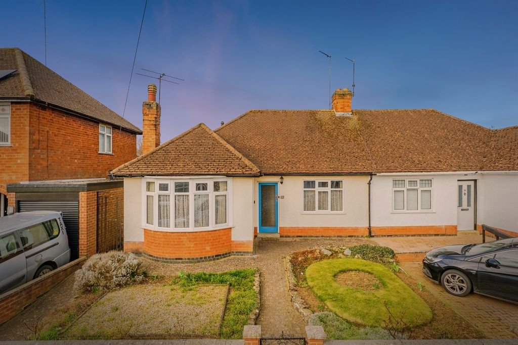 Property photo 1 of 18