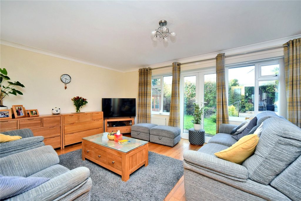 Property photo 3 of 21 Picture No. 03
