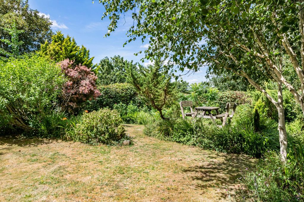 Property photo 3 of 31 Rear Garden