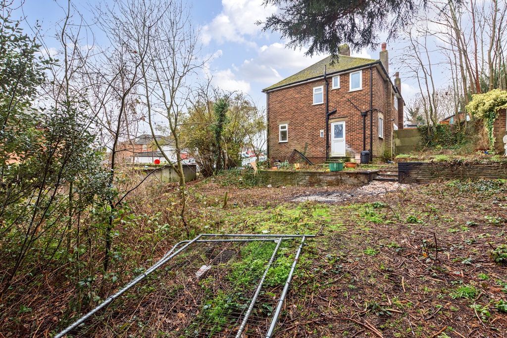 Property photo 2 of 13