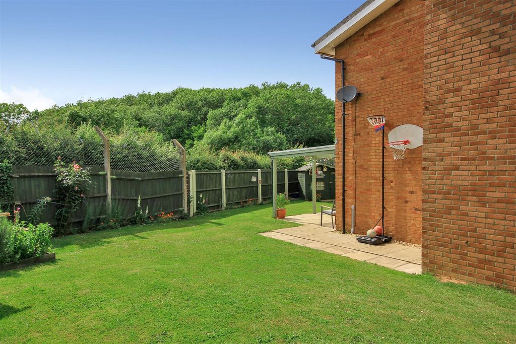 Property photo 2 of 28 Img_1006.Jpg
