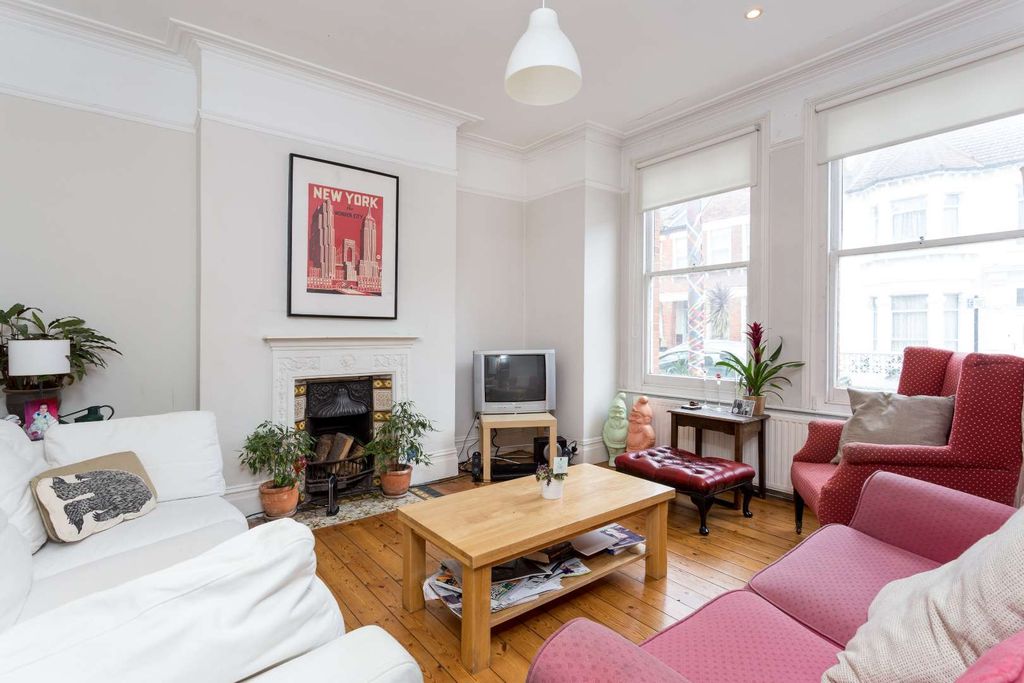 Property photo 1 of 5