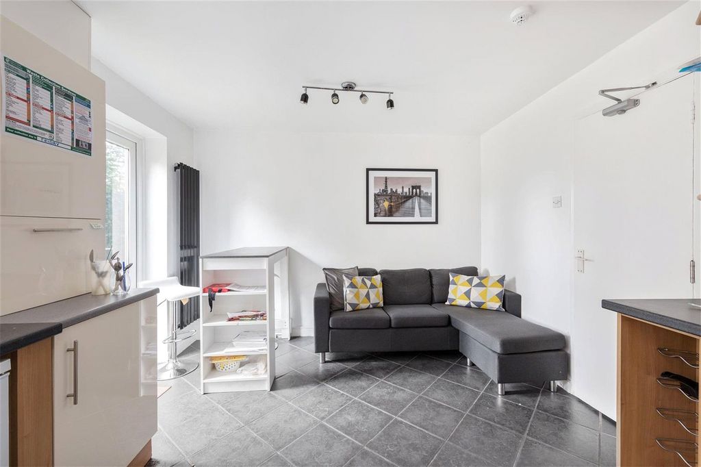 Property photo 2 of 10 Picture No. 09