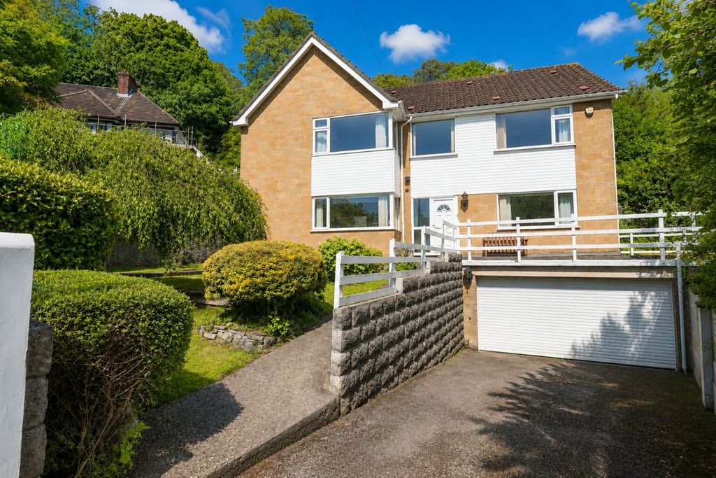 Property photo 1 of 29