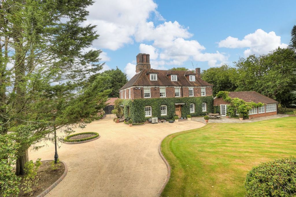 Property photo 1 of 55