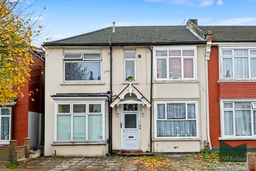 Property photo 1 of 12