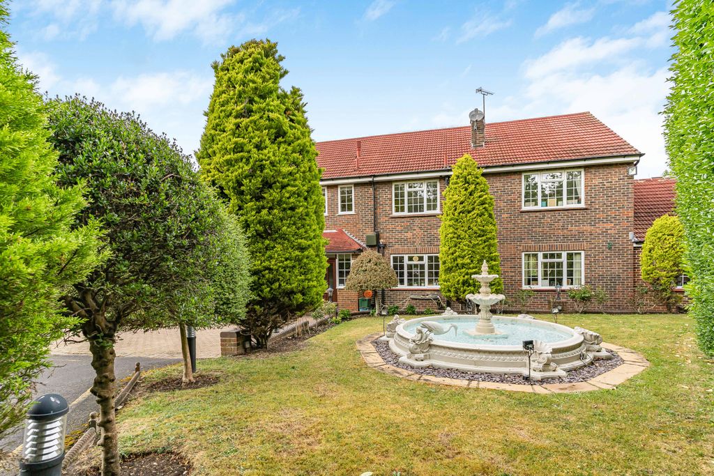 Additional image 6 of 4 bed detached house for saleHartley Down, Purley CR8