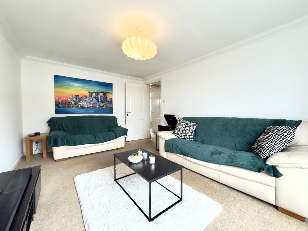 Property photo 3 of 13 4458606