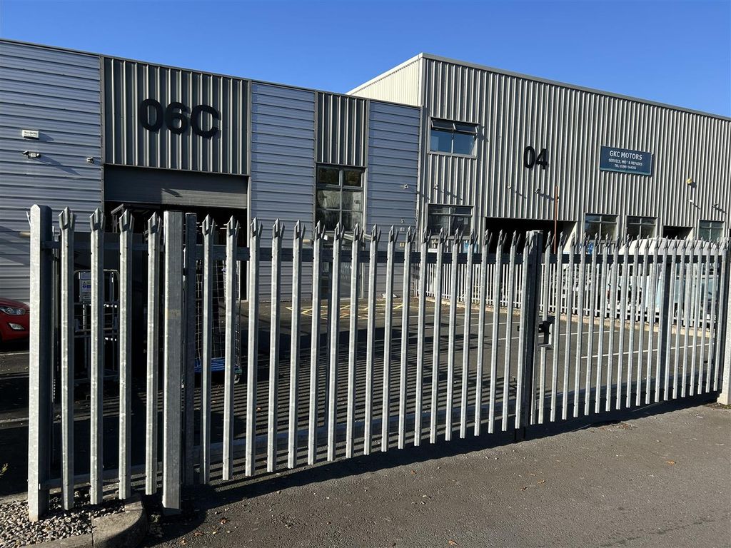 Property photo 2 of 5 2.Jpeg