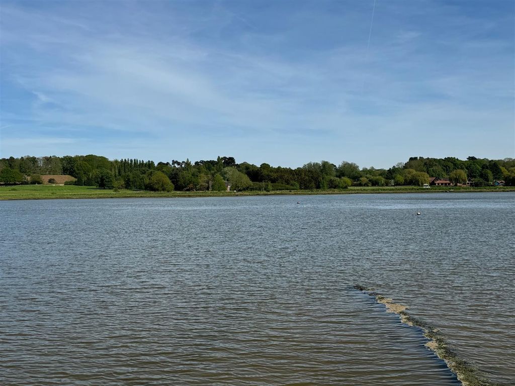 Property photo 3 of 16 Img_2674.Jpg